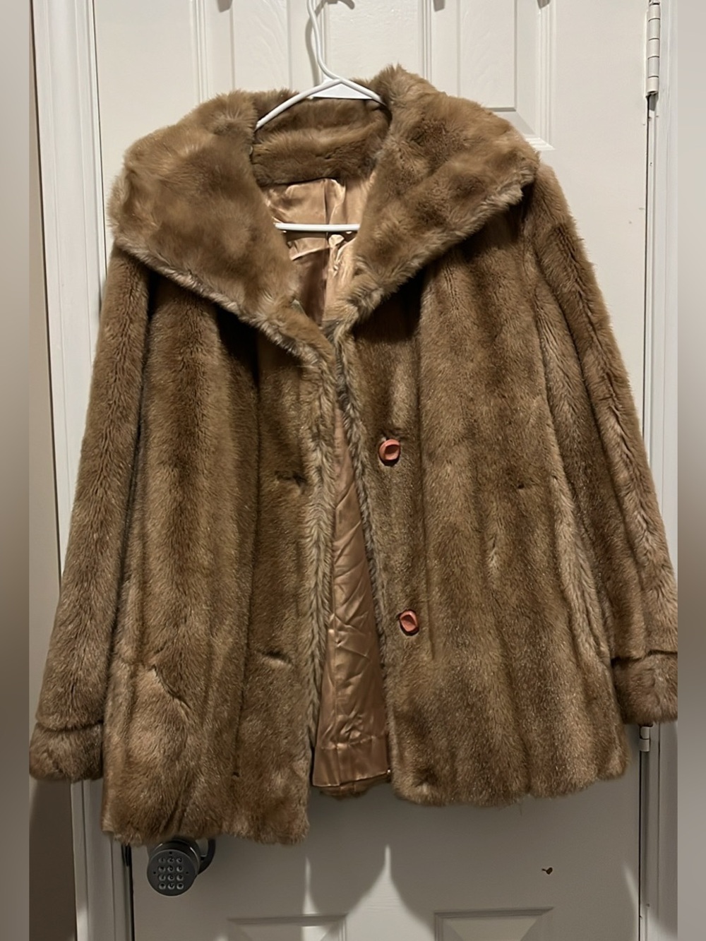 Stunning Vintage Dubrowsky & Joseph Faux Fur Coat